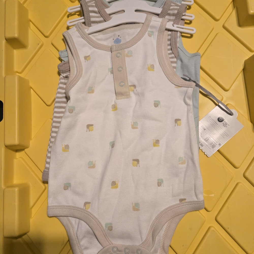 Baby Sleeveless Bodysuits with Snail Print